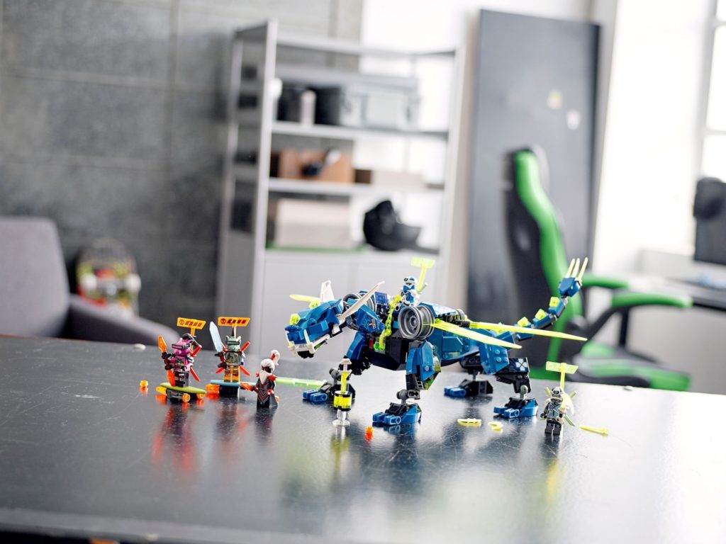 LEGO® Ninjago 71711 Jay's Cyber Dragon | ©LEGO Gruppe