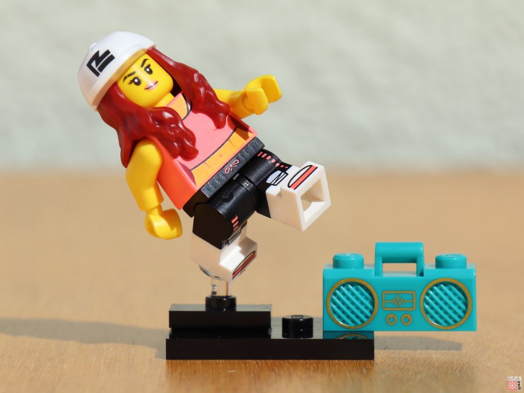 LEGO 71027 - Breakdance-Queen (02) | ©2020 Brickzeit