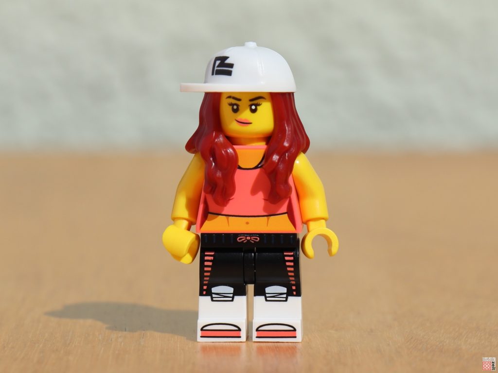 LEGO 71027 - Breakdance-Queen (02) | ©2020 Brickzeit