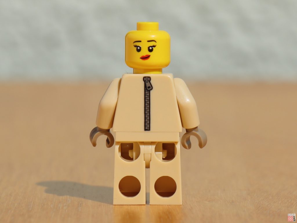 LEGO 71027 - Mädchen im Lamakostüm (07) | ©2020 Brickzeit