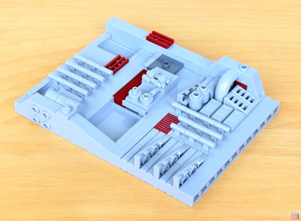LEGO Star Wars 40407 - Die ersten beiden Flächen zusammengesteckt | ©2020 Brickzeit