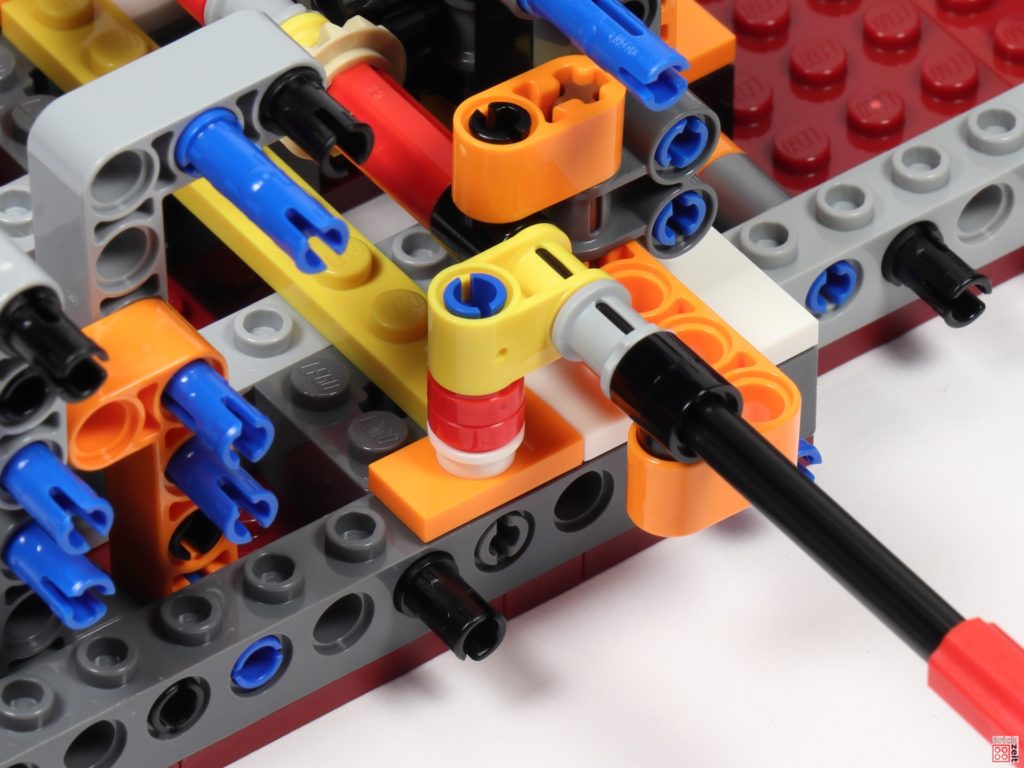 LEGO Star Wars 75275 - Bauabschnitt 01, Bild 35 | ©2020 Brickzeit