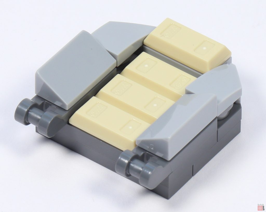 LEGO Star Wars 75275 - Bauabschnitt 02, Bild 15 | ©2020 Brickzeit