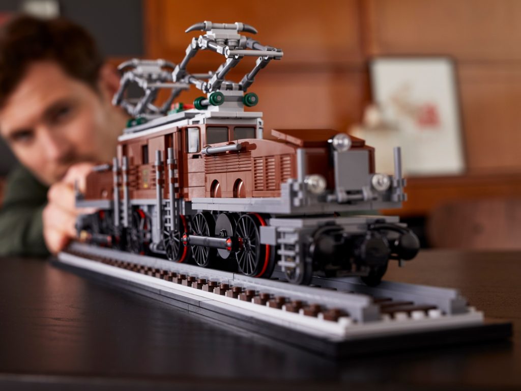 LEGO 10277 Krokodil Lokomotive | ©LEGO Gruppe