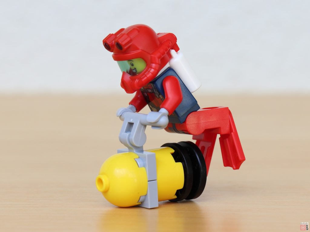 LEGO Taucher auf Tauchscooter | ©Brickzeit