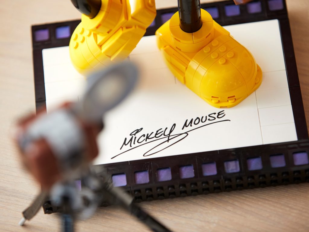 LEGO Disney 43179 Micky Maus und Minnie Maus | ©LEGO Gruppe