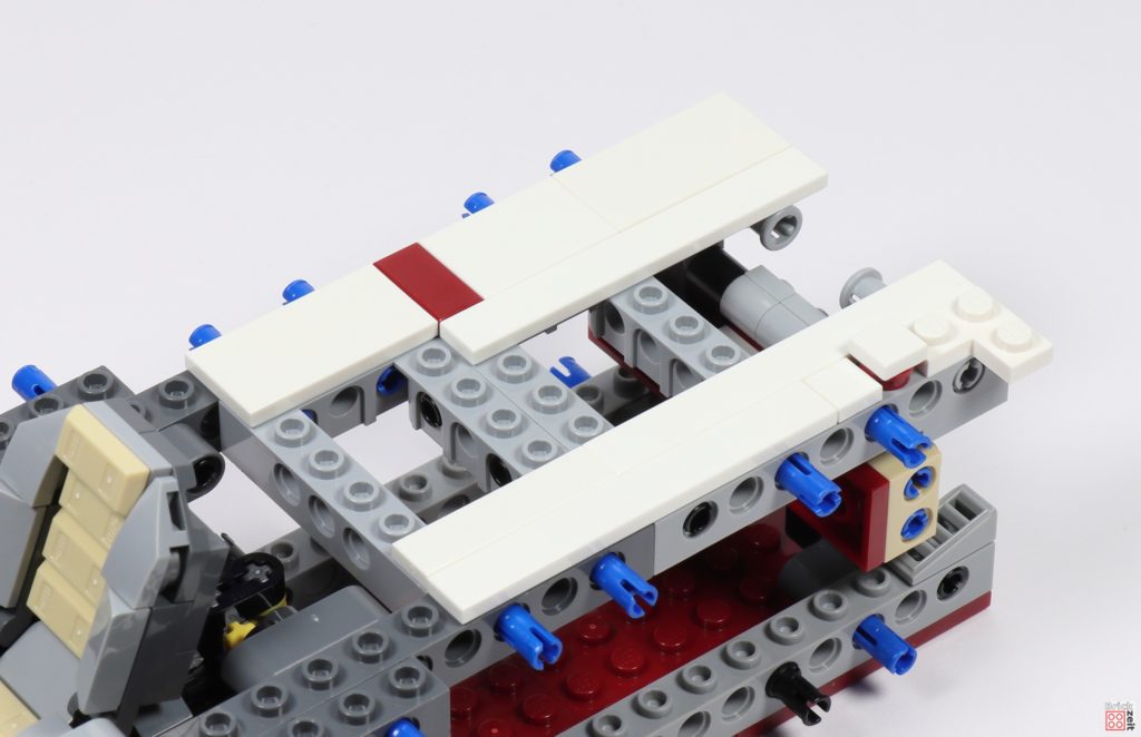 LEGO Star Wars 75275 - Bauabschnitt 04, Bild 04 | ©2020 Brickzeit