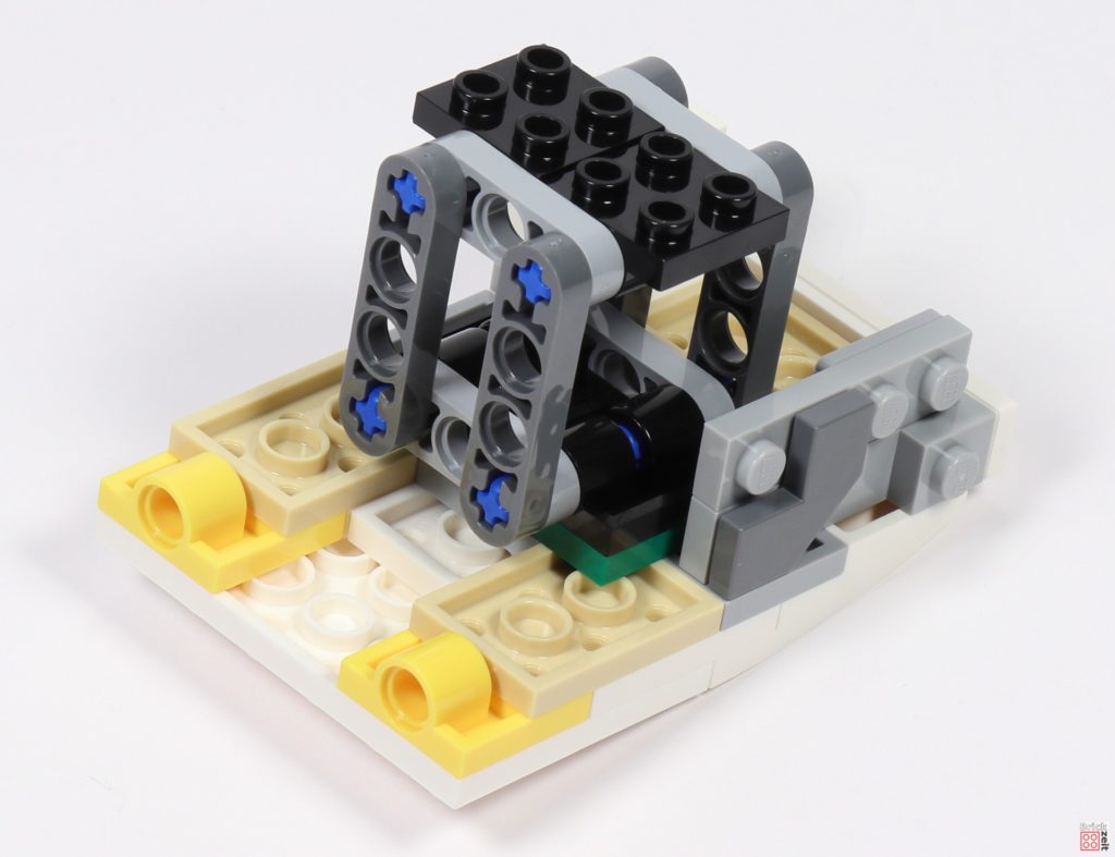LEGO Star Wars 75275 - Bauabschnitt 04, Bild 08 | ©2020 Brickzeit