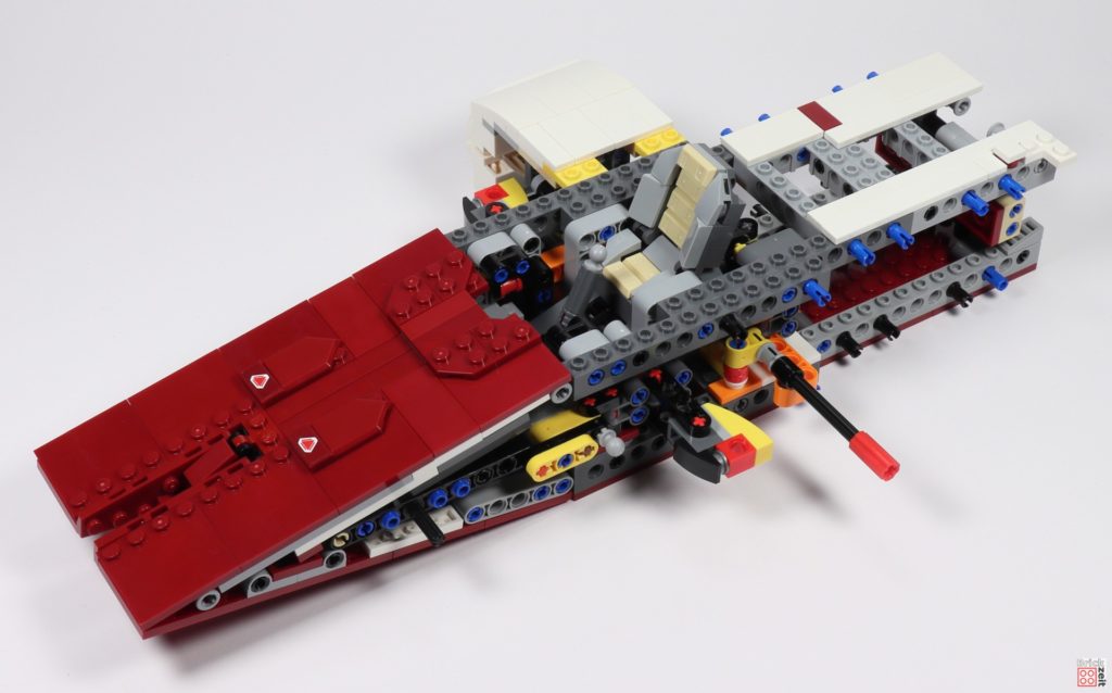 LEGO Star Wars 75275 - Bauabschnitt 04, Bild 13 | ©2020 Brickzeit