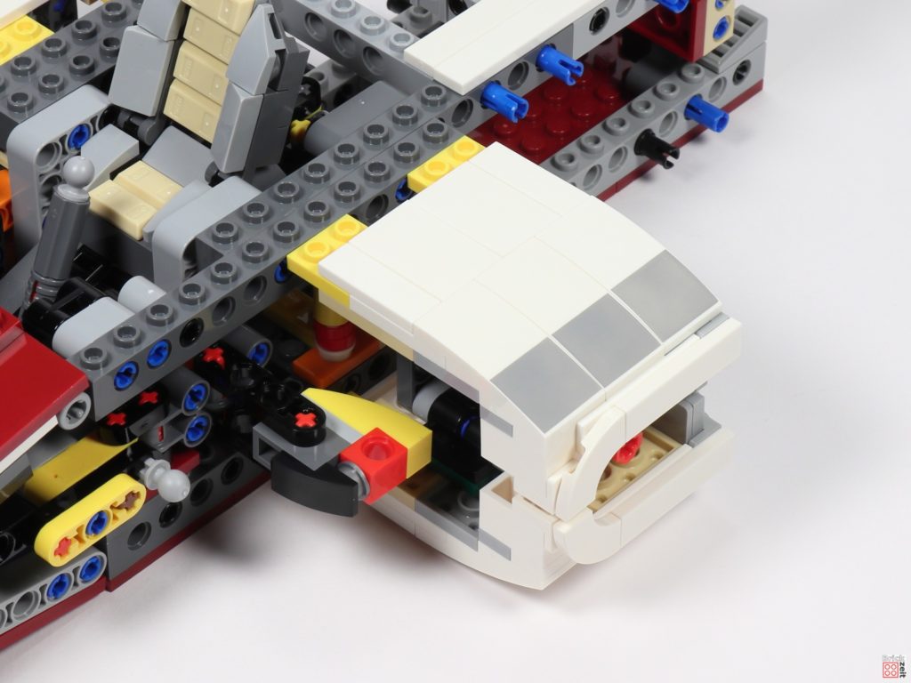 LEGO Star Wars 75275 - Bauabschnitt 04, Bild 18 | ©2020 Brickzeit