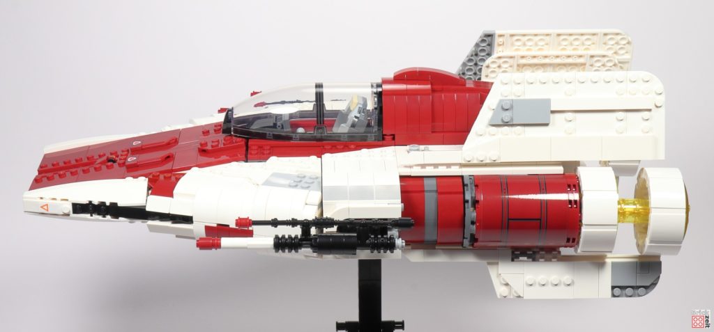 LEGO Star Wars 75275 UCS A-Wing Starfighter, seitlich | ©2020 Brickzeit