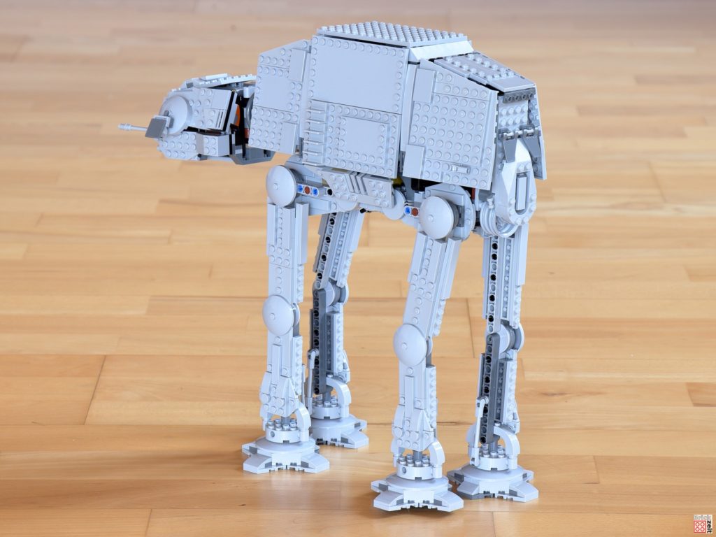LEGO Star Wars 75288 AT-AT, links hinten | ©Brickzeit
