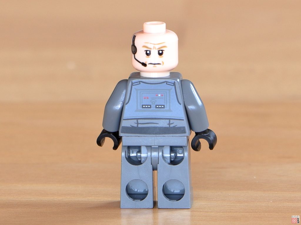 Rückseite von LEGO General Veers ohne Helm | ©Brickzeit