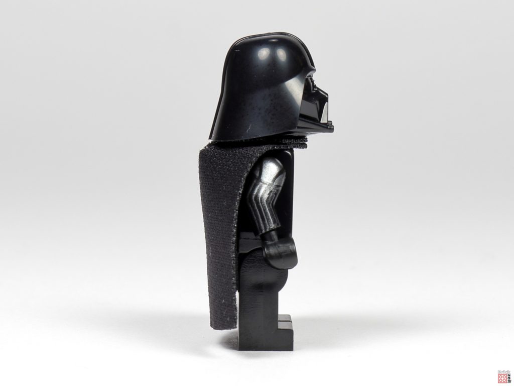 LEGO Star Wars 75291 - Darth Vader, rechte Seite | ©Brickzeit