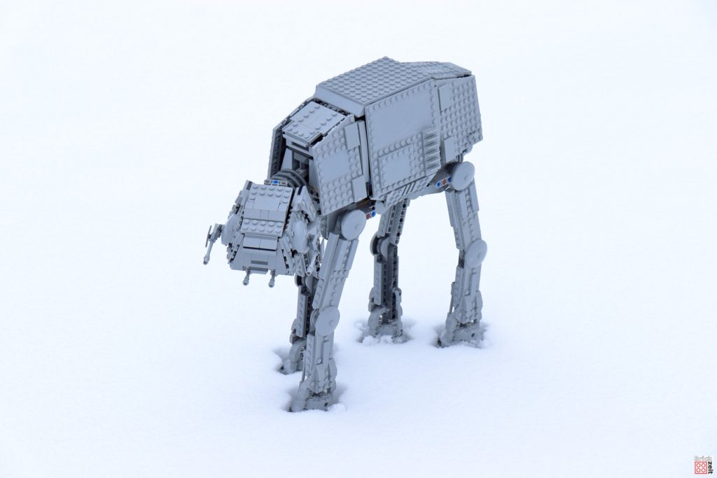 LEGO AT-AT im Schnee | ©Brickzeit