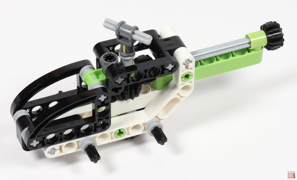 LEGO Technic 30465 Helikopter im Bau 05 | ©Brickzeit
