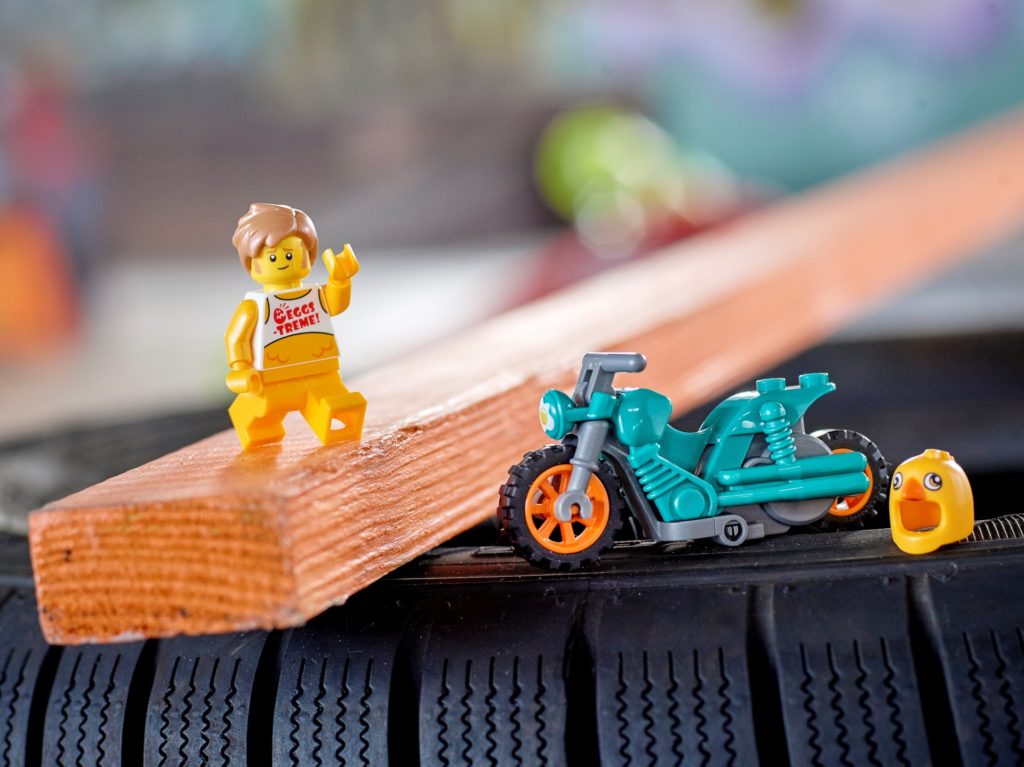 LEGO City 60310 Maskottchen-Stuntbike | ©LEGO Gruppe