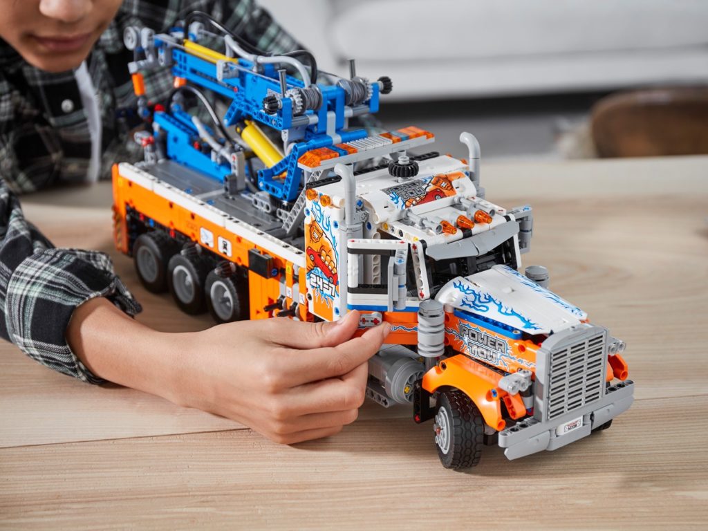 LEGO Technic 42128 Schwerlast-Abschleppwagen | ©LEGO Gruppe