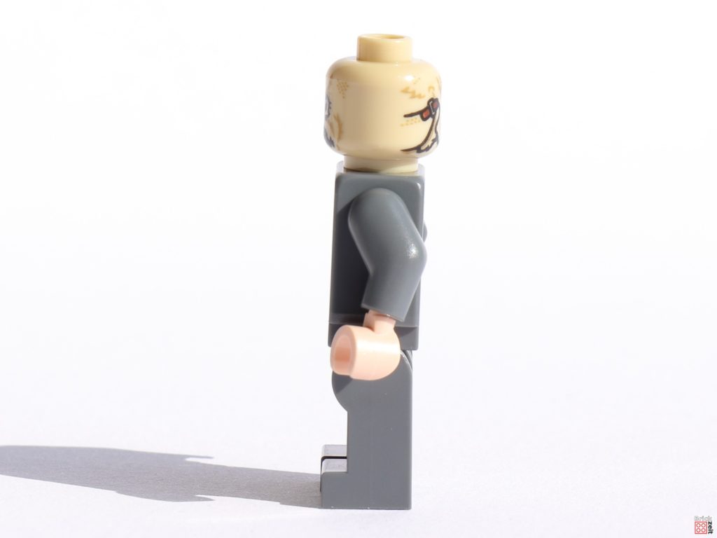 LEGO Scarecrow Minifigur, linke Seite | ©Brickzeit
