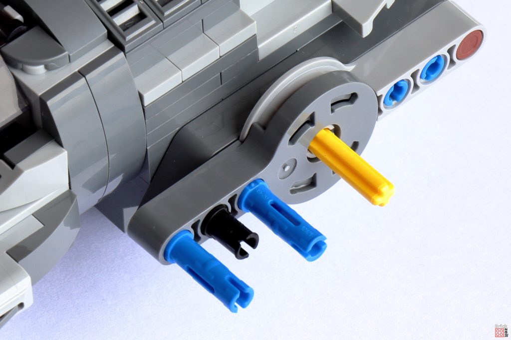 LEGO 75316 - Gelenk für die Flügel | ©Brickzeit