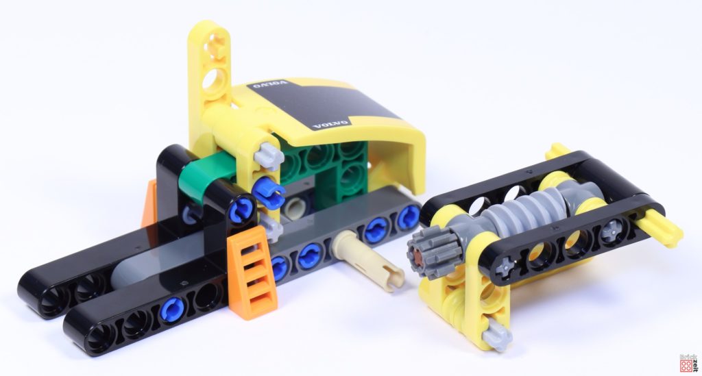LEGO Volvo Radlager im Bau 2 | ©Brickzeit