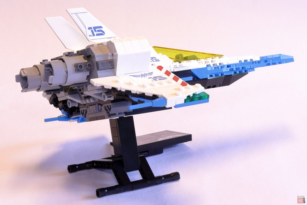 LEGO 76832 XL-15 auf Ständer, Unterseite | ©Brickzeit