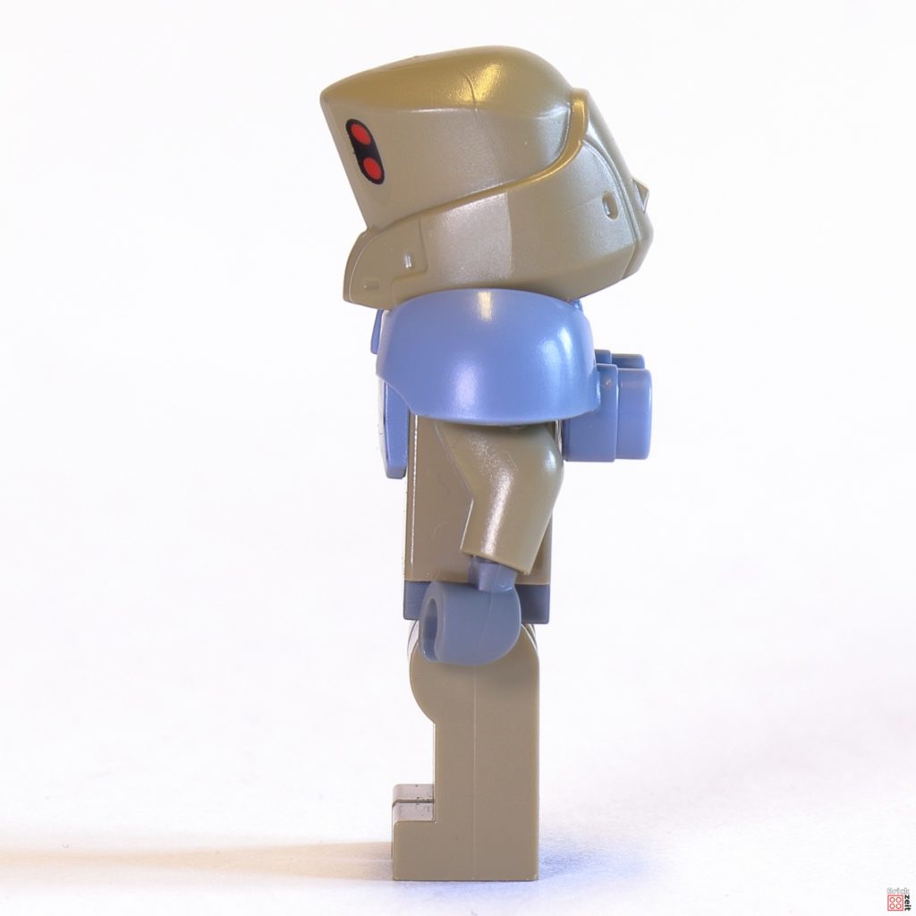LEGO 76832 - Minifigur von Mo Morrison mit Rüstung, linke Seite | ©Brickzeit