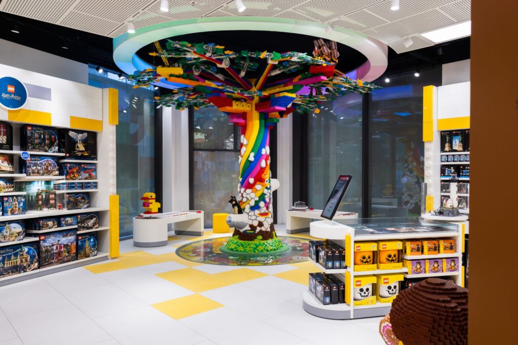 LEGO Flagship Store München von Innen