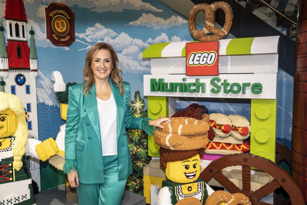 Karen Pascha-Gladyshev, Vice President und Geschäftsführerin der LEGO GmbH 