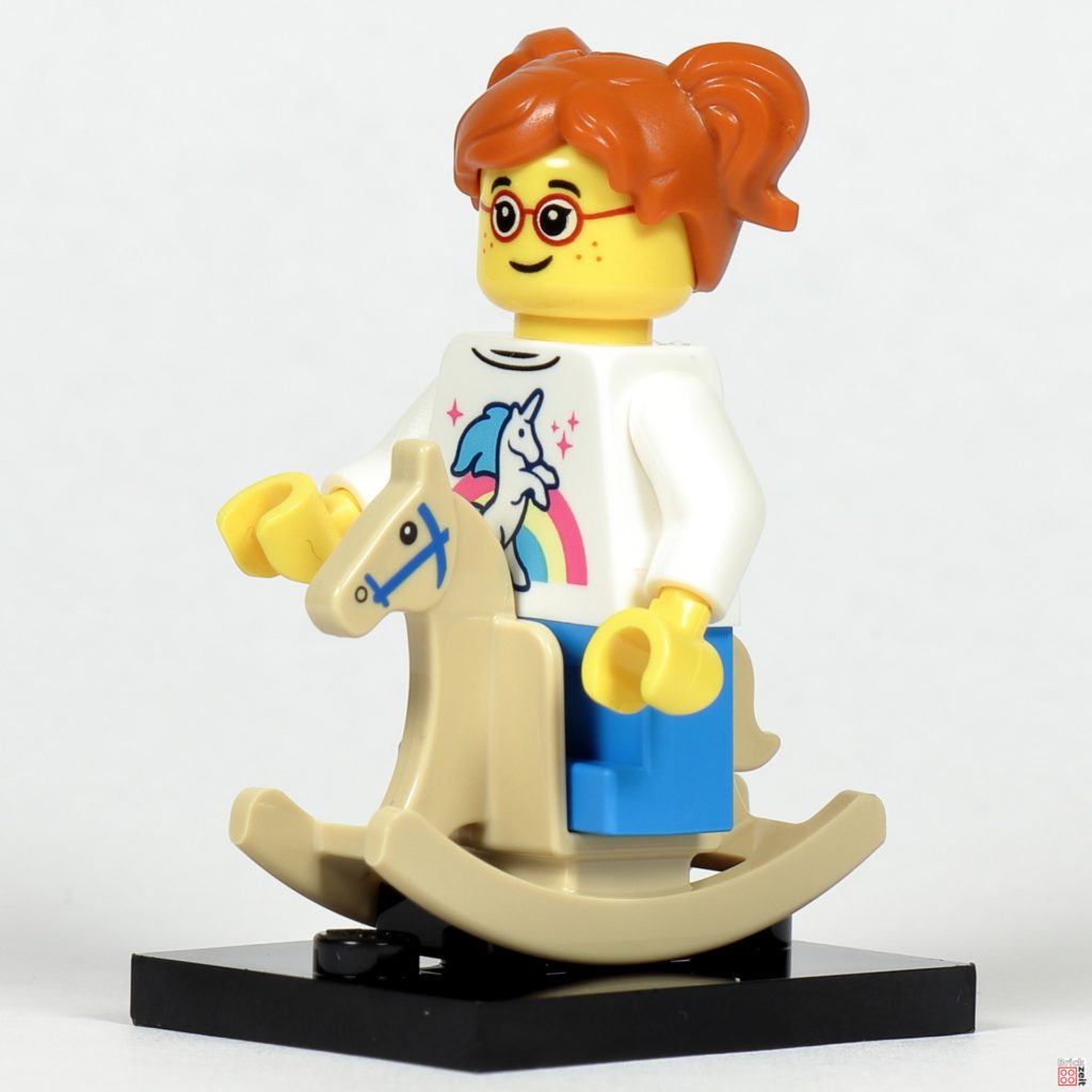LEGO 71037 - Mädchen mit Schaukelpferd | ©Brickzeit