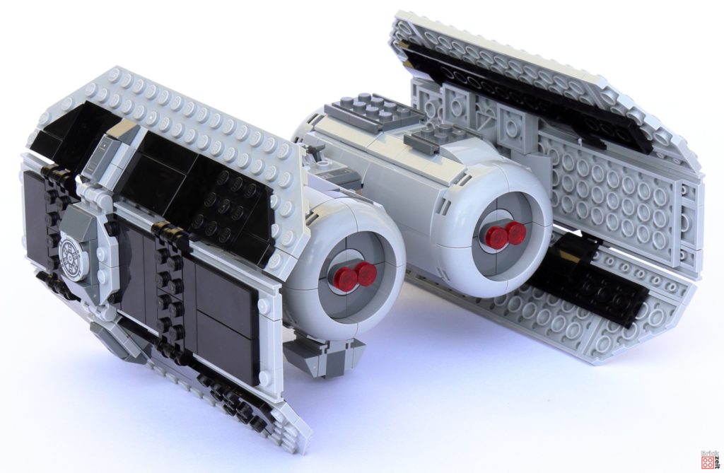 LEGO 75347 TIE Bomber, hinten links | ©Brickzeit