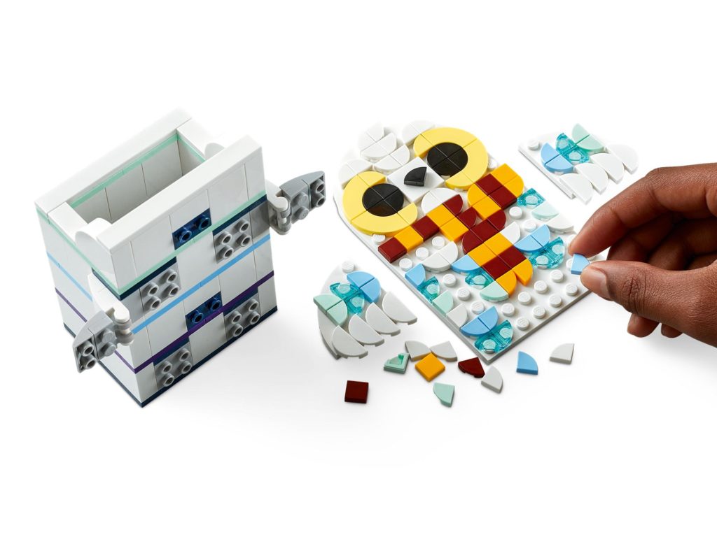 LEGO DOTS 41809 Hedwig Stiftehalter | ©LEGO Gruppe