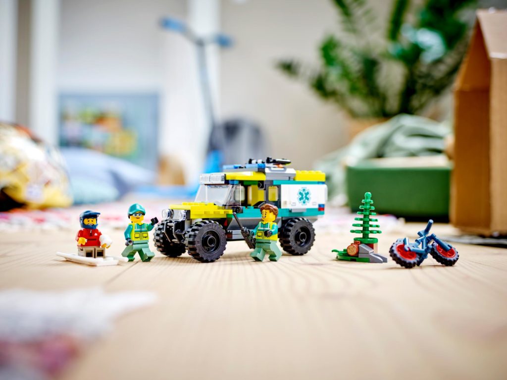 LEGO 40582 Allrad-Rettungswagen | ©LEGO Gruppe