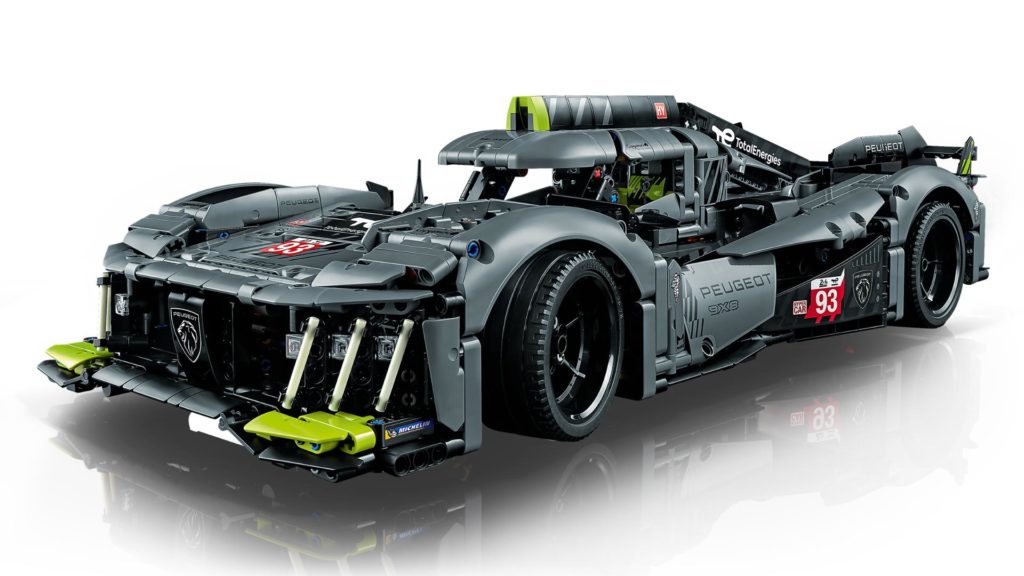 LEGO Technic 42156 PEUGEOT 9X8 24H Le Mans Hybrid Hypercar | ©LEGO Gruppe