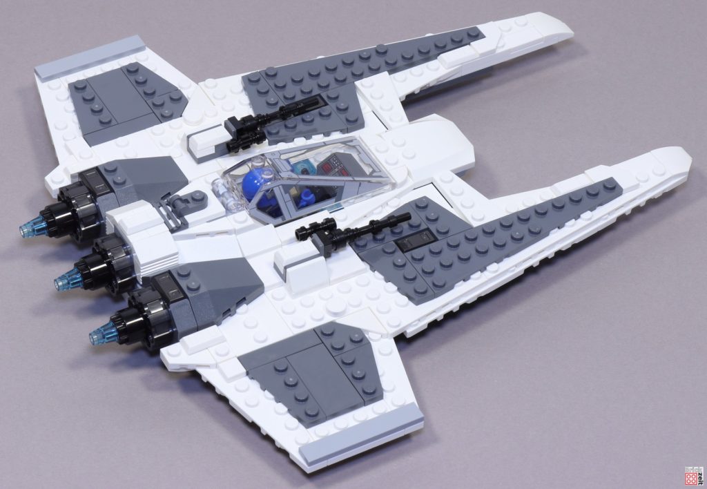 LEGO 7348 - Fang Fighter fertig gebaut | ©Brickzeit