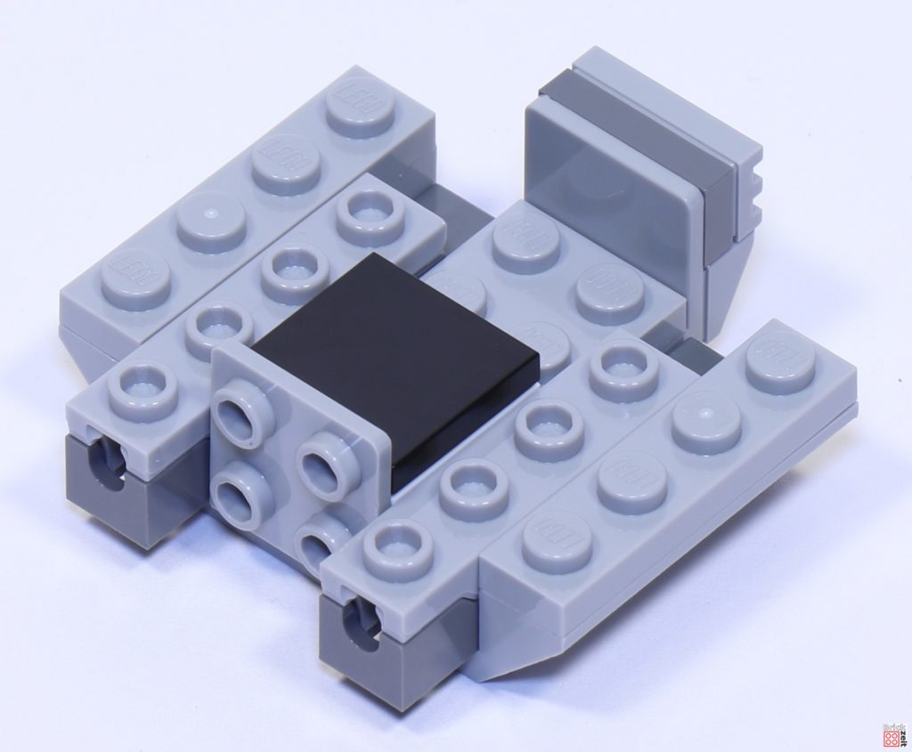 LEGO 7348 - TIE Interceptor im Bau | ©Brickzeit