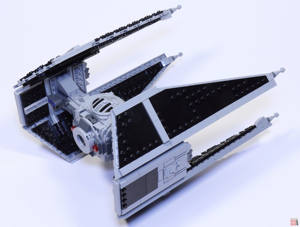 LEGO 7348 - TIE Interceptor fertig gebaut | ©Brickzeit