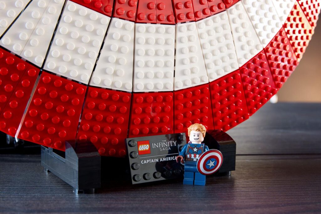 LEGO Marvel 76262 Captain Americas Schild | ©LEGO Gruppe