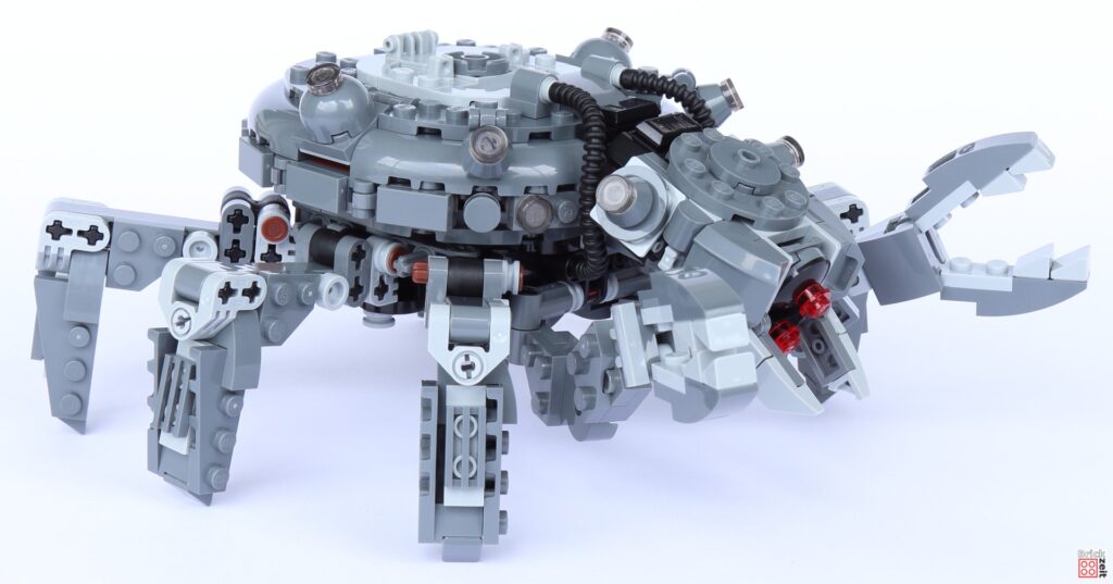 LEGO 75361 Spinnenpanzer, rechts-vorne | ©Brickzeit