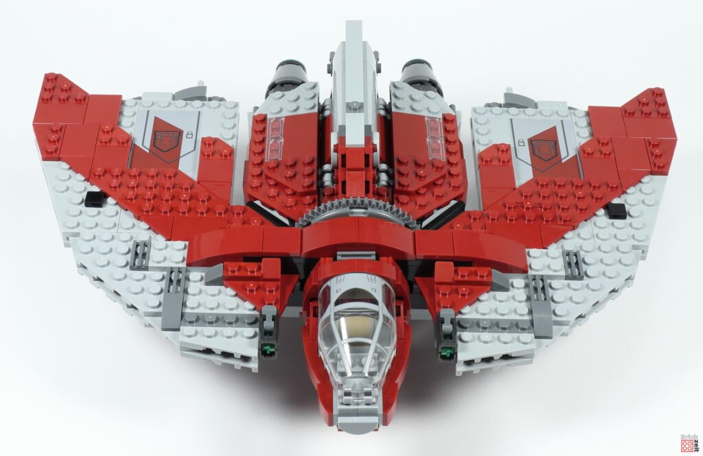 LEGO 75362 - Ahsokas Jedi Shuttle, vorne | ©Brickzeit