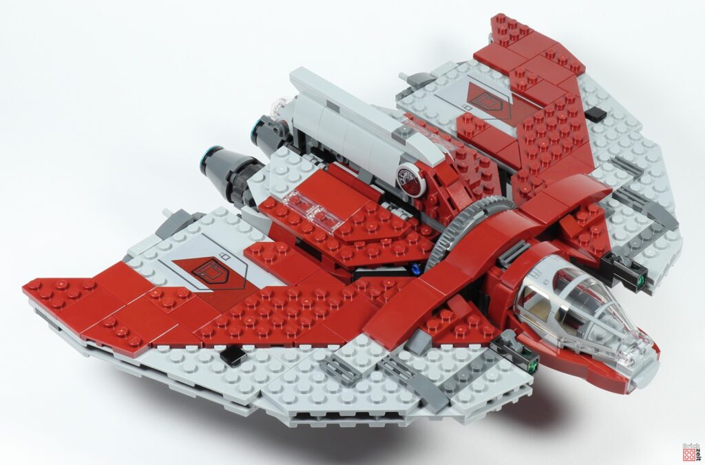 LEGO 75362 - Ahsokas Jedi Shuttle, vorne rechts | ©Brickzeit