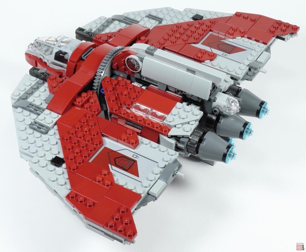LEGO 75362 - Ahsokas Jedi Shuttle, hinten links | ©Brickzeit