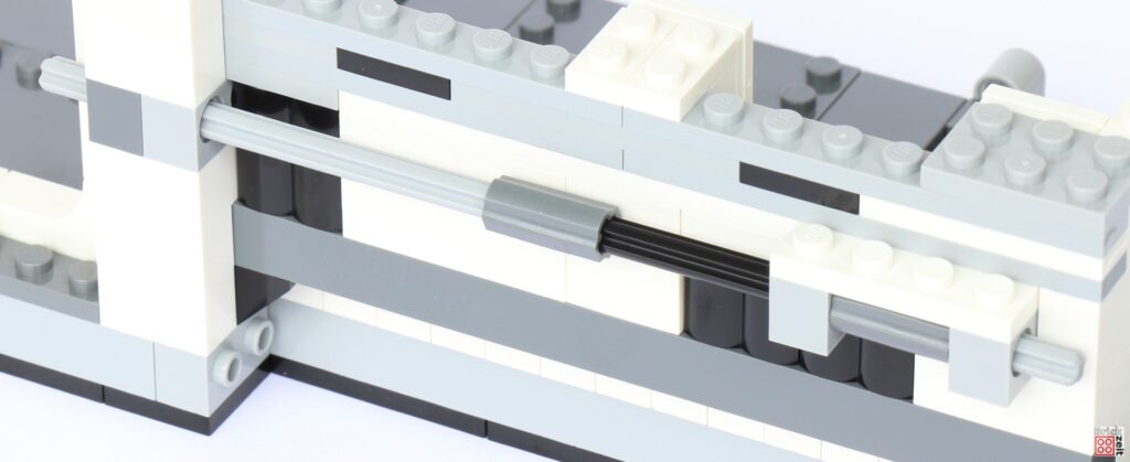 LEGO 75387 - Bauabschnitt 2, Stangen für Türöffner | ©Brickzeit