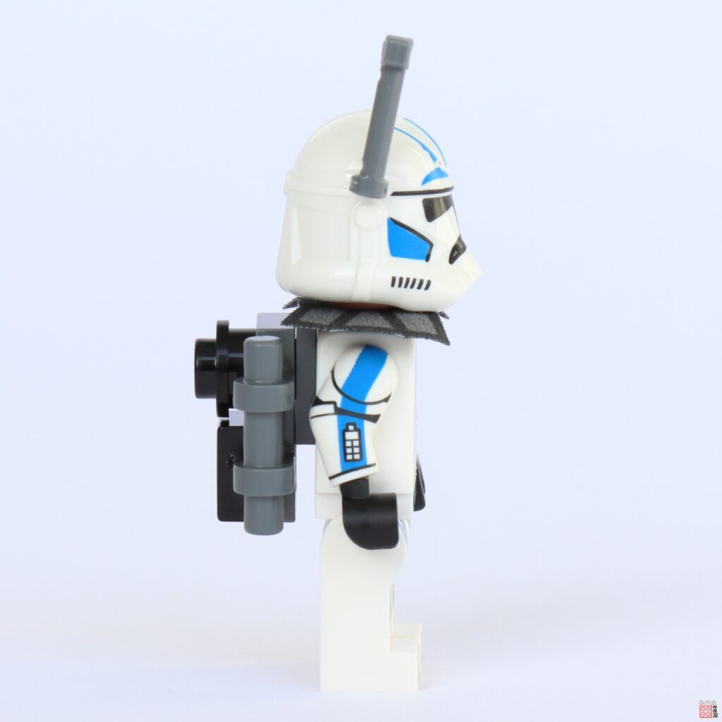 LEGO 75387 - ARC-Soldat Fives, rechte Seite | ©Brickzeit