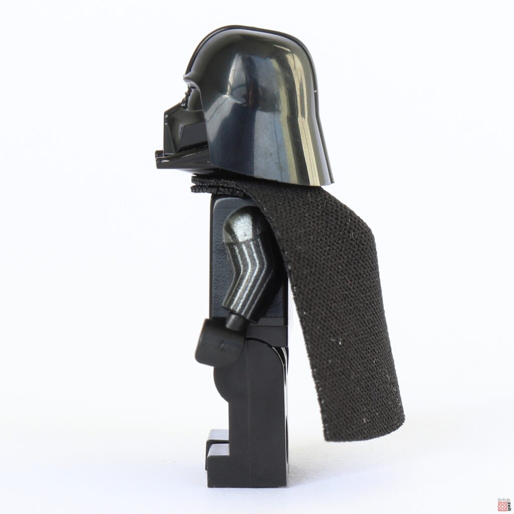 LEGO 75387 - Darth Vader, linke Seite | ©Brickzeit