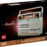 LEGO Icons 10334 Retro-Kofferradio | ©LEGO Gruppe