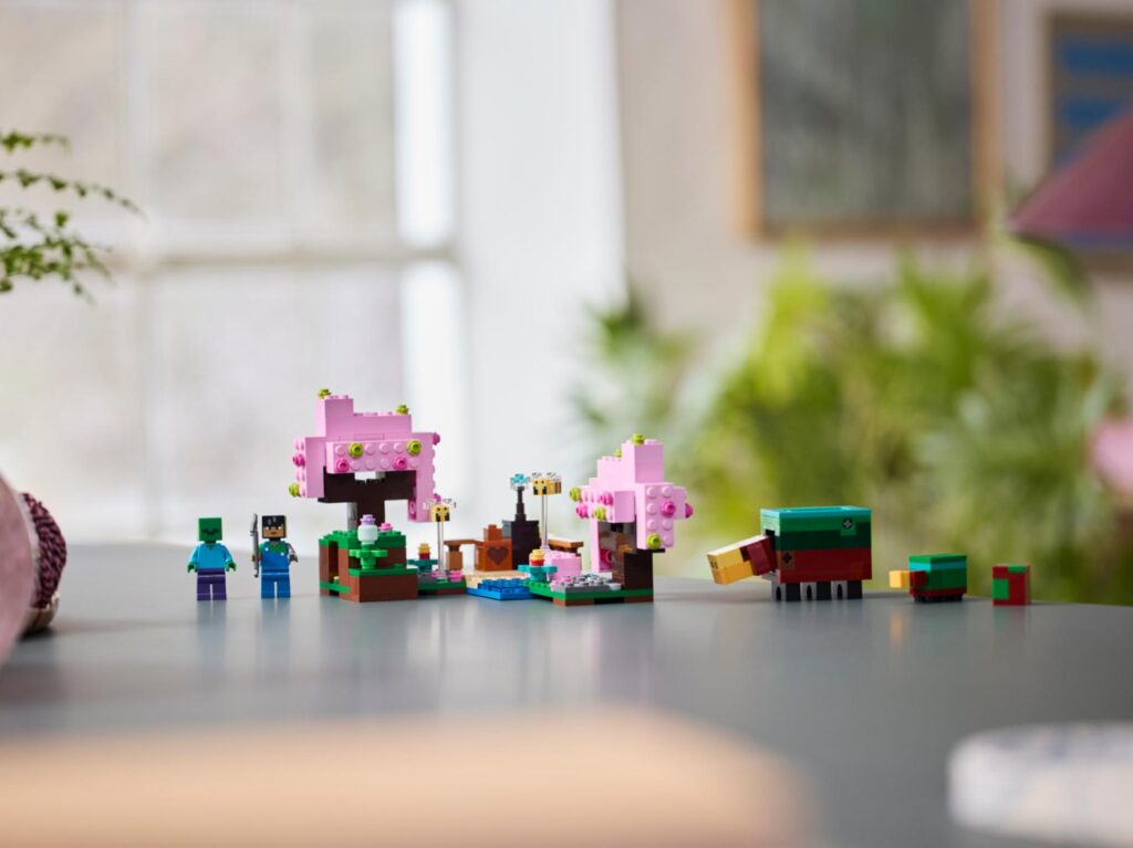 LEGO Minecraft 21260 Der Kirschblütengarten | ©LEGO Gruppe