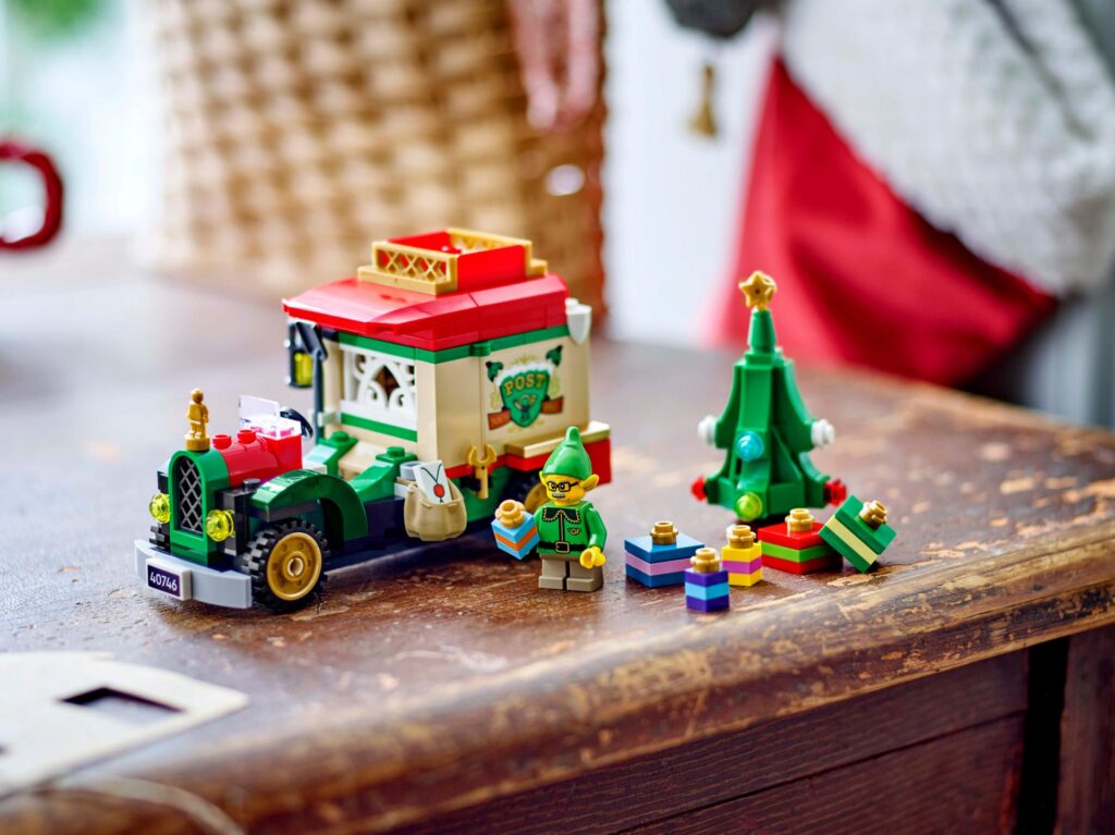 LEGO 40746 Lieferwagen des Weihnachtsmanns | ©LEGO Gruppe