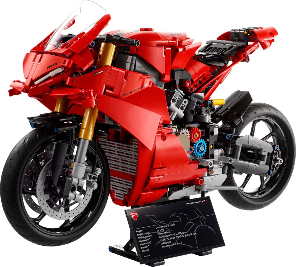 LEGO Technic 42202 Ducati Panigale V4 S Motorrad | ©LEGO Gruppe