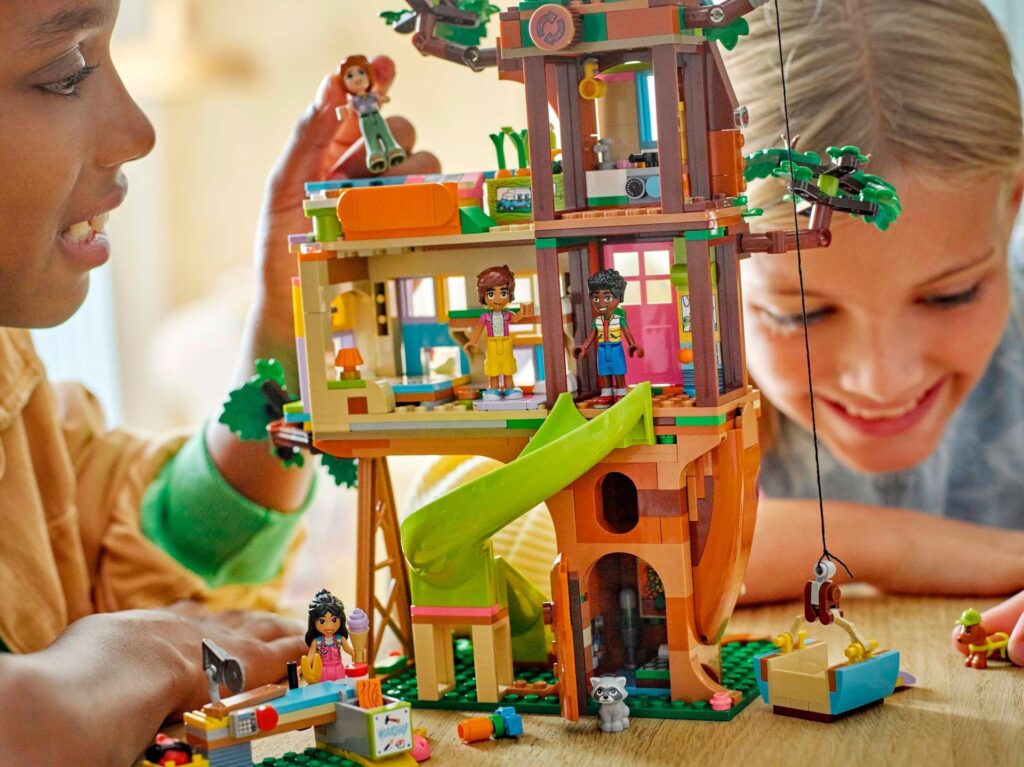 LEGO Friends 42652 Baumhaus | ©LEGO Gruppe